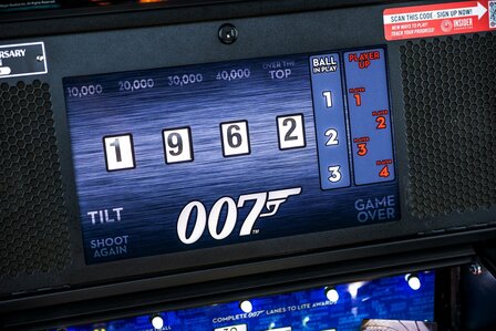James Bond 007 (60th LE)