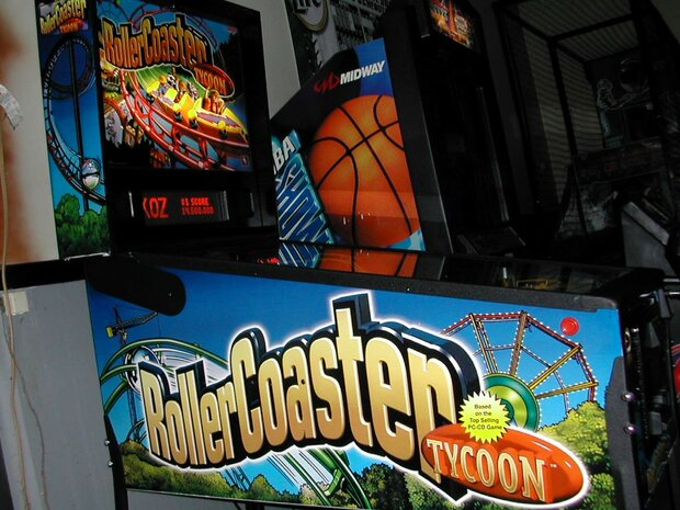 RollerCoaster Tycoon
