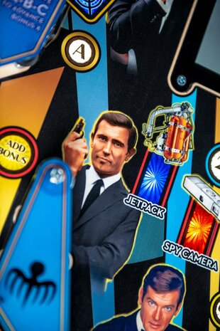 James Bond 007 (60th LE)