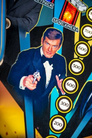James Bond 007 (60th LE)