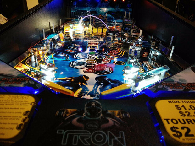 TRON: Legacy (Pro)